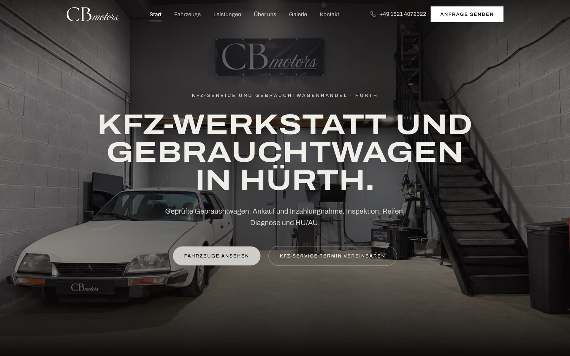 Startseite von CB Motors am Computer